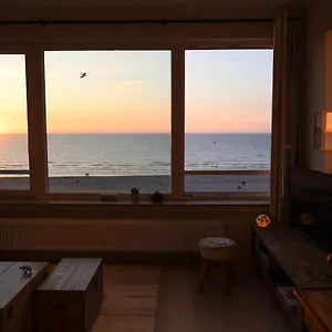 Met Zeezicht Apartment