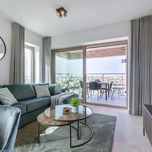 Huswell - With Beautiful Seaview In Apartment